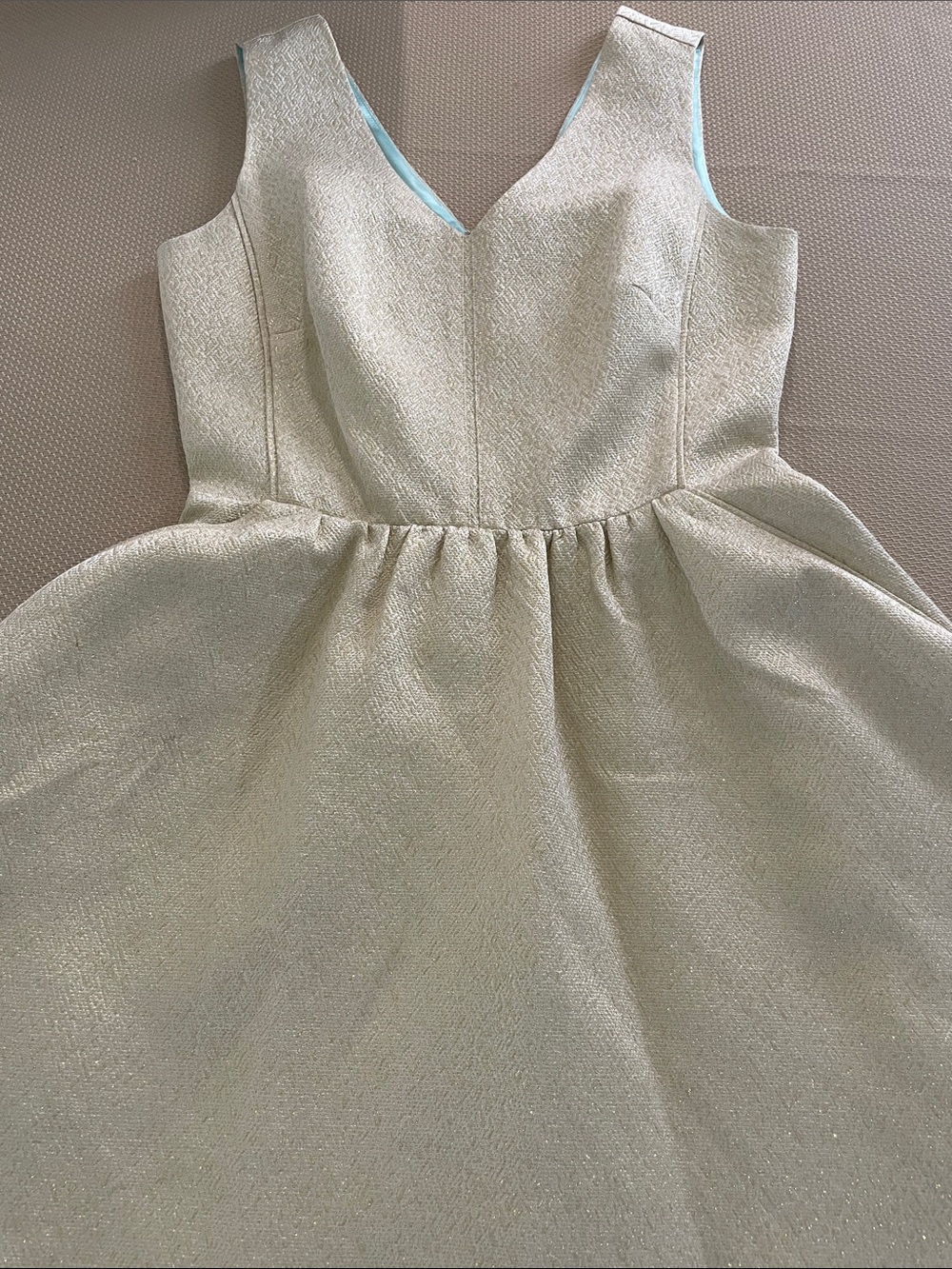 Vineyard Vines Cream Metallic V‑Neck Party Dress